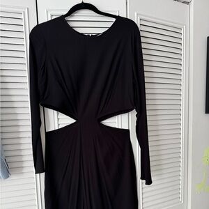 Black H&M cut out dress NWT!